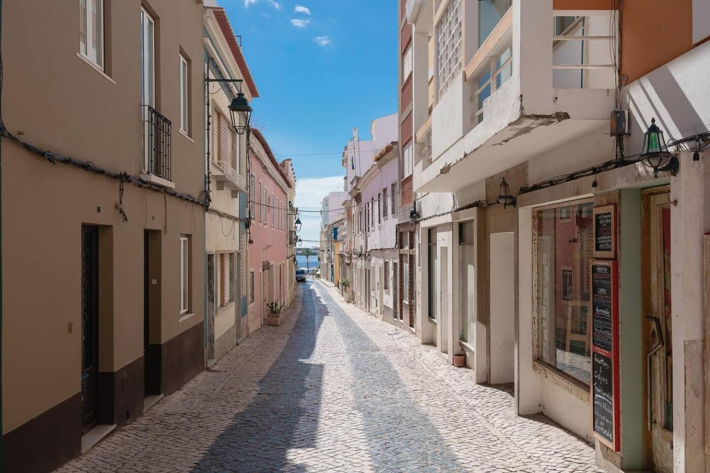 Spacious Stylish Apartment Portimao